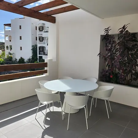 Penthouse With Jacuzzi, Ocean And Pool Views Lägenhet Palm-mar