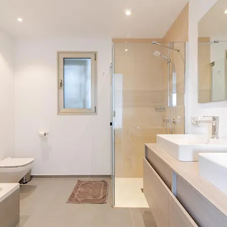 Lägenhet Penthouse With Jacuzzi, Ocean And Pool Views