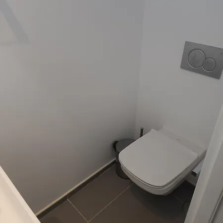 Penthouse With Jacuzzi, Ocean And Pool Views