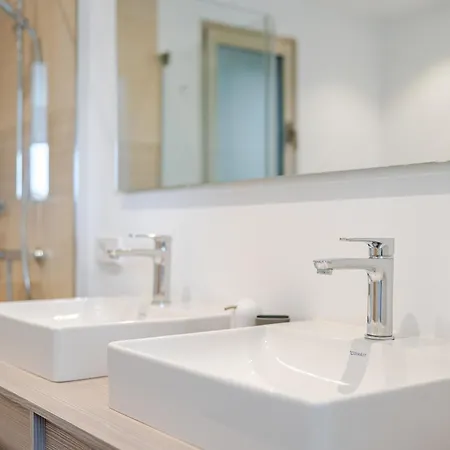 Penthouse With Jacuzzi, Ocean And Pool Views Palm-mar