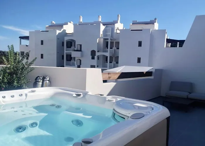 Penthouse With Jacuzzi, Ocean And Pool Views * Palm-mar