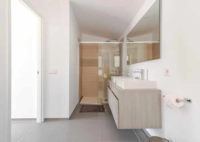 Apartamento Penthouse With Jacuzzi, Ocean And Pool Views *
