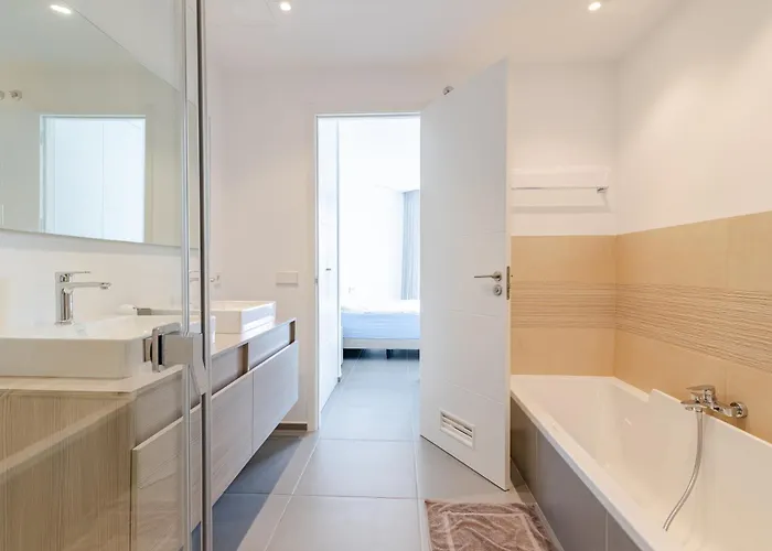 Apartamento Penthouse With Jacuzzi, Ocean And Pool Views Palm-mar